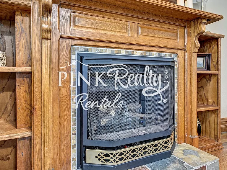 1610 W Kiowa St — Photo 14