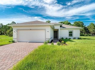 424 Sunset Rd N, Rotonda West, FL 33947