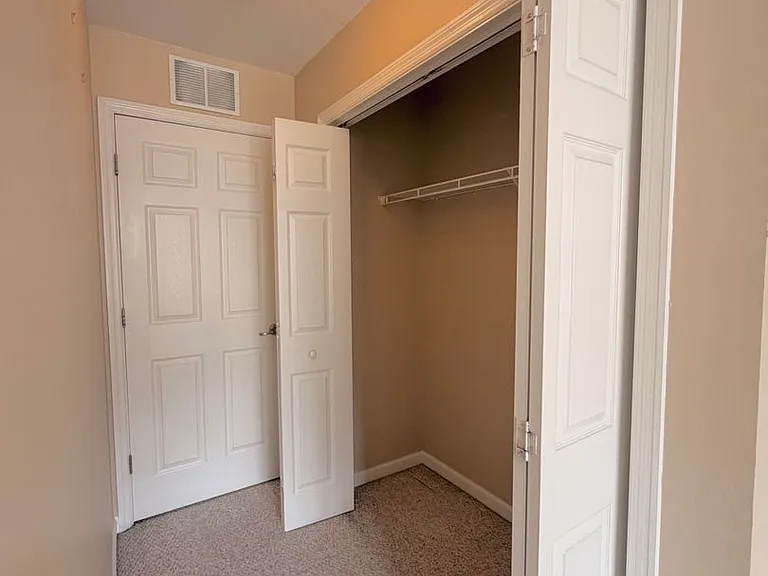 1320 Hendrix Rd #207 — Photo 29