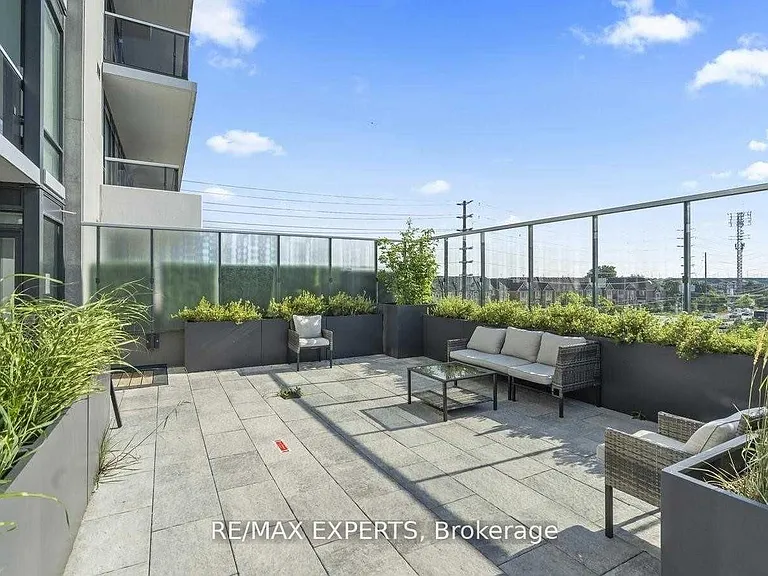 4800 Highway 7 Rd #411 — Photo 5