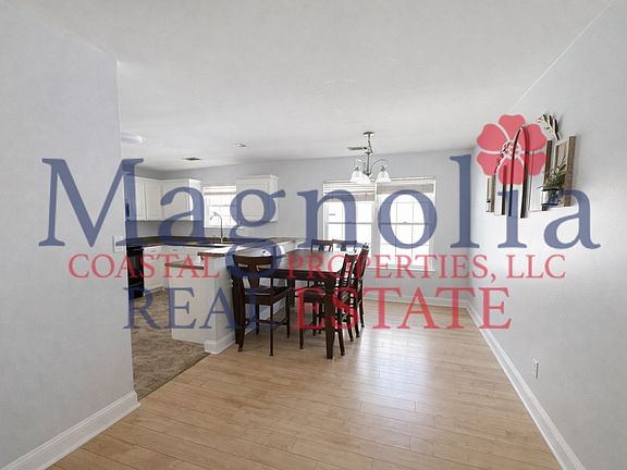5th image of 214 Scarlett Ln