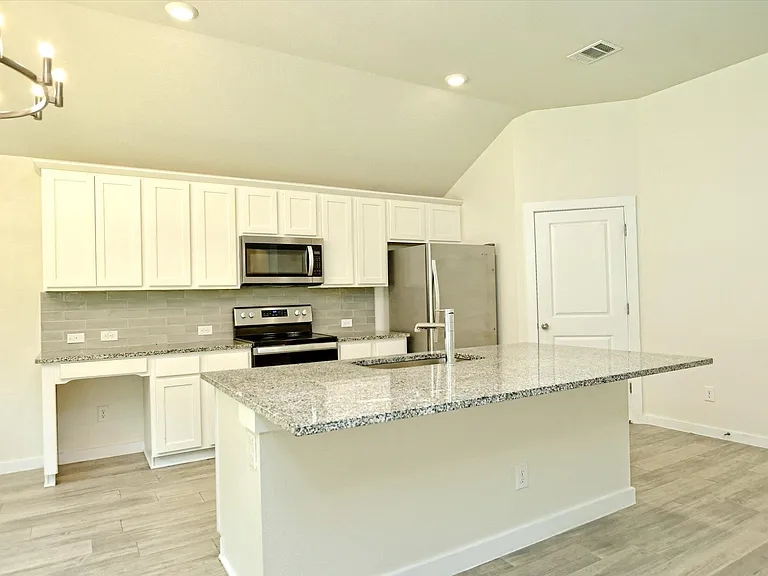 10620 W Lakeview Dr — Photo 10