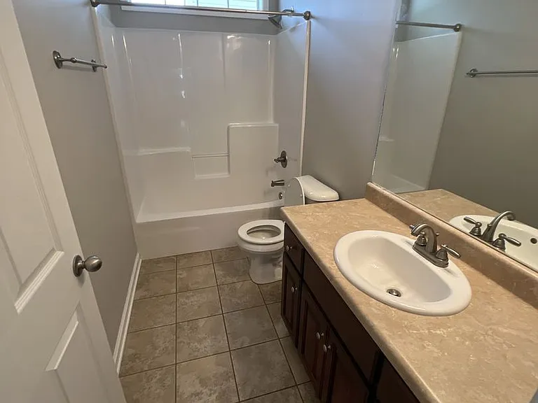 178 Winslow Ave — Photo 8