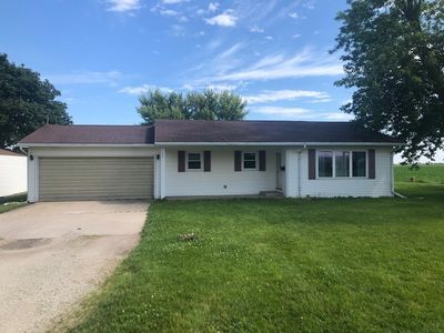 702 Allen St, Crescent City, IL, 60928