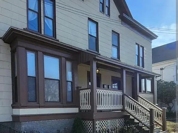 37 Spring St, Saco, ME 04072