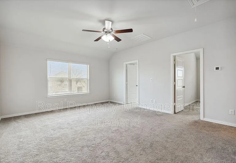 1833 Meadow Trail Ln — Photo 22
