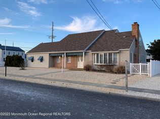 107 Carlton Pl, Mantoloking, NJ 08738