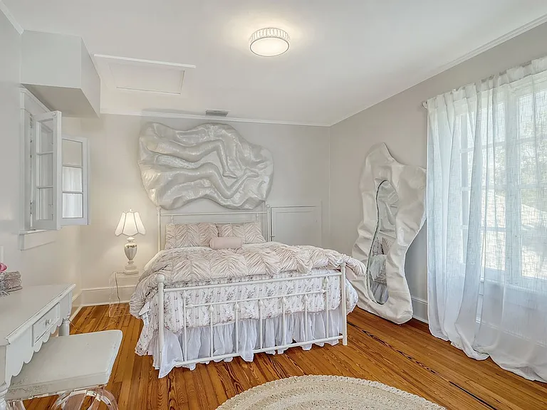 7715 Westmoreland Dr — Photo 57