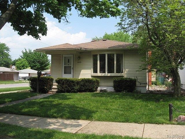 1st image of 4605 Dudley St