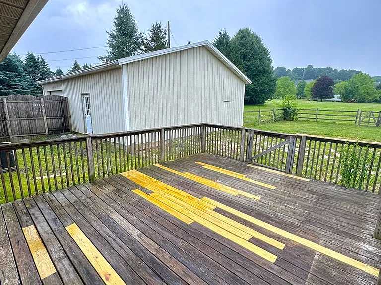 8325 Schantz Rd — Photo 21