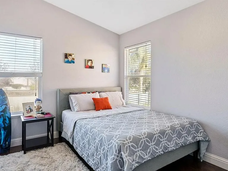 2073 Penny Ln — Photo 17