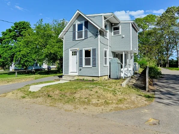 4 Baptiste Ave, Wareham, MA 02571