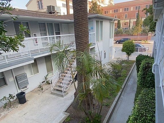 4th image of 1228-1232 15th St #1232-Q