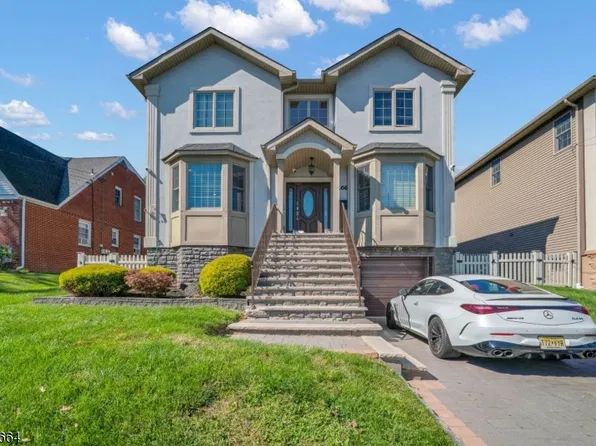 266 Valley Rd, Clifton City, NJ 07013