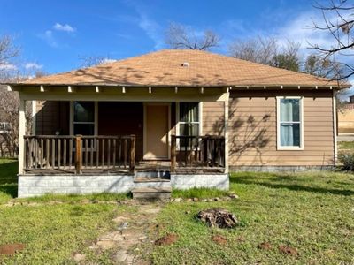 201 E College Street, Llano, TX, 78643