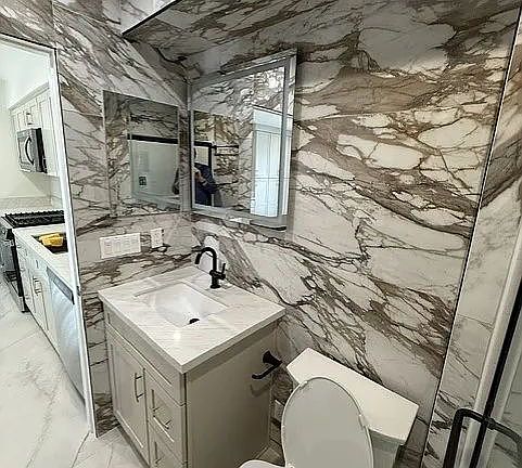2nd image of 29082 Madrid Pl