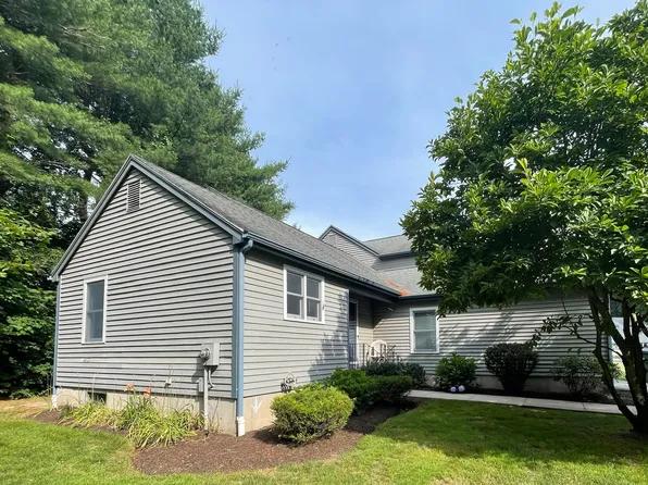 1 Rushford Meade #1, Granby, CT 06035