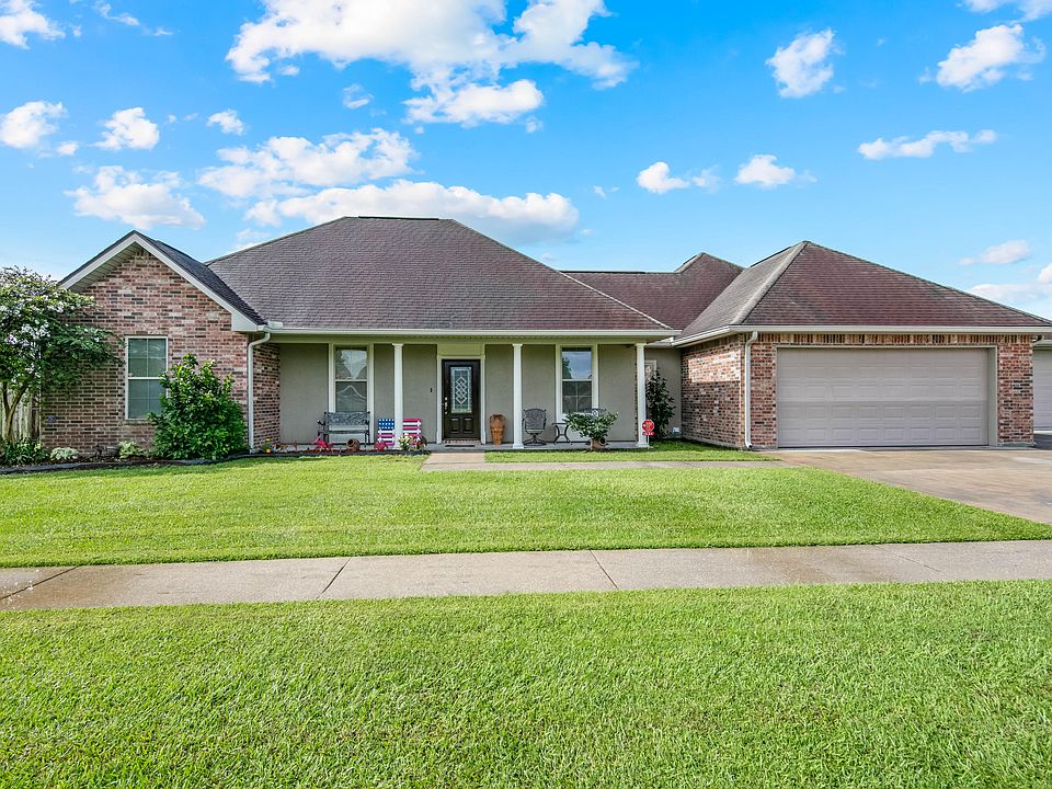 1st image of 9634 Belle Place Cir
