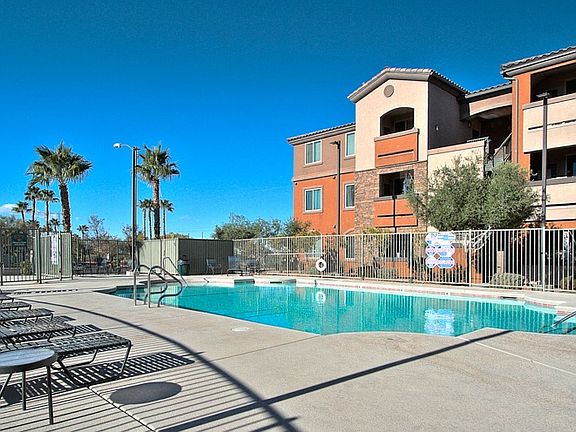 3rd image of 993 Equestrian Dr #4204B