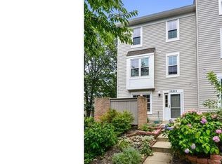 10212 Cove Ledge Ct, Montgomery Village, MD 20886
