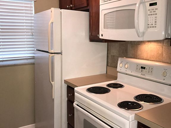 Full appliances with built in microwave
