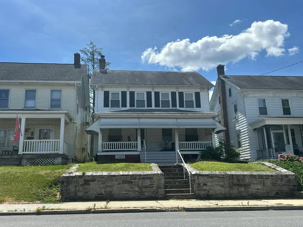 322 W Broadway, Red Lion, PA 17356
