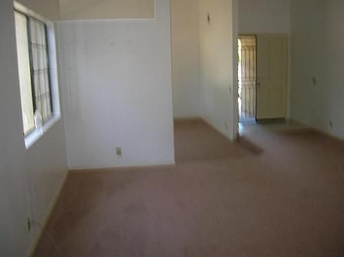 4th image of 3182 San Benito Ave