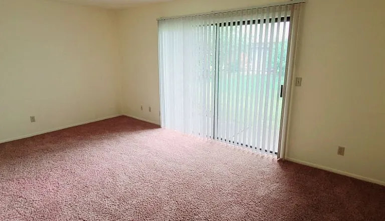 Kimberly Club Apartments — Photo 172