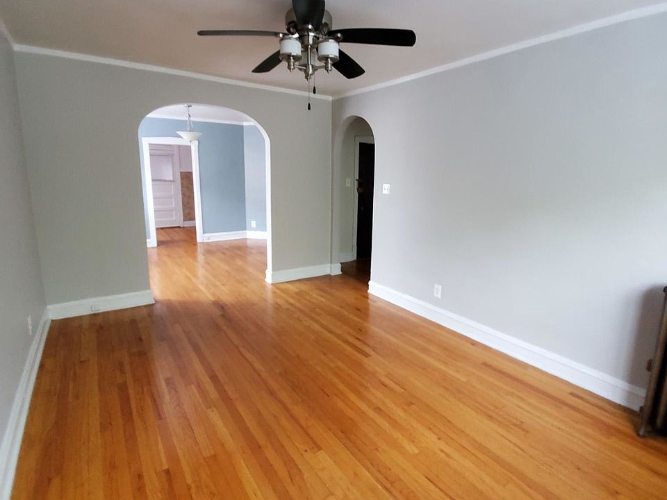 1st image of 4101 W Belmont Ave