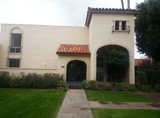 909 Southridge Dr, Vestavia Hills, AL 35216