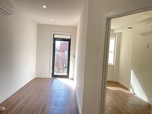 4th image of 44 W 128th St #4BS