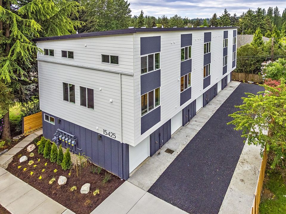 1st image of 15425 2nd Ave NE Unit D