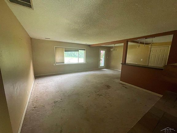 5th image of 6379 Birch Run Rd