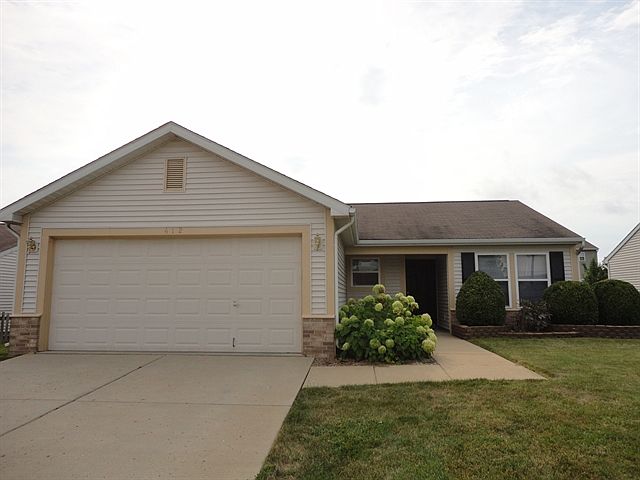 1st image of 412 Stanton Dr
