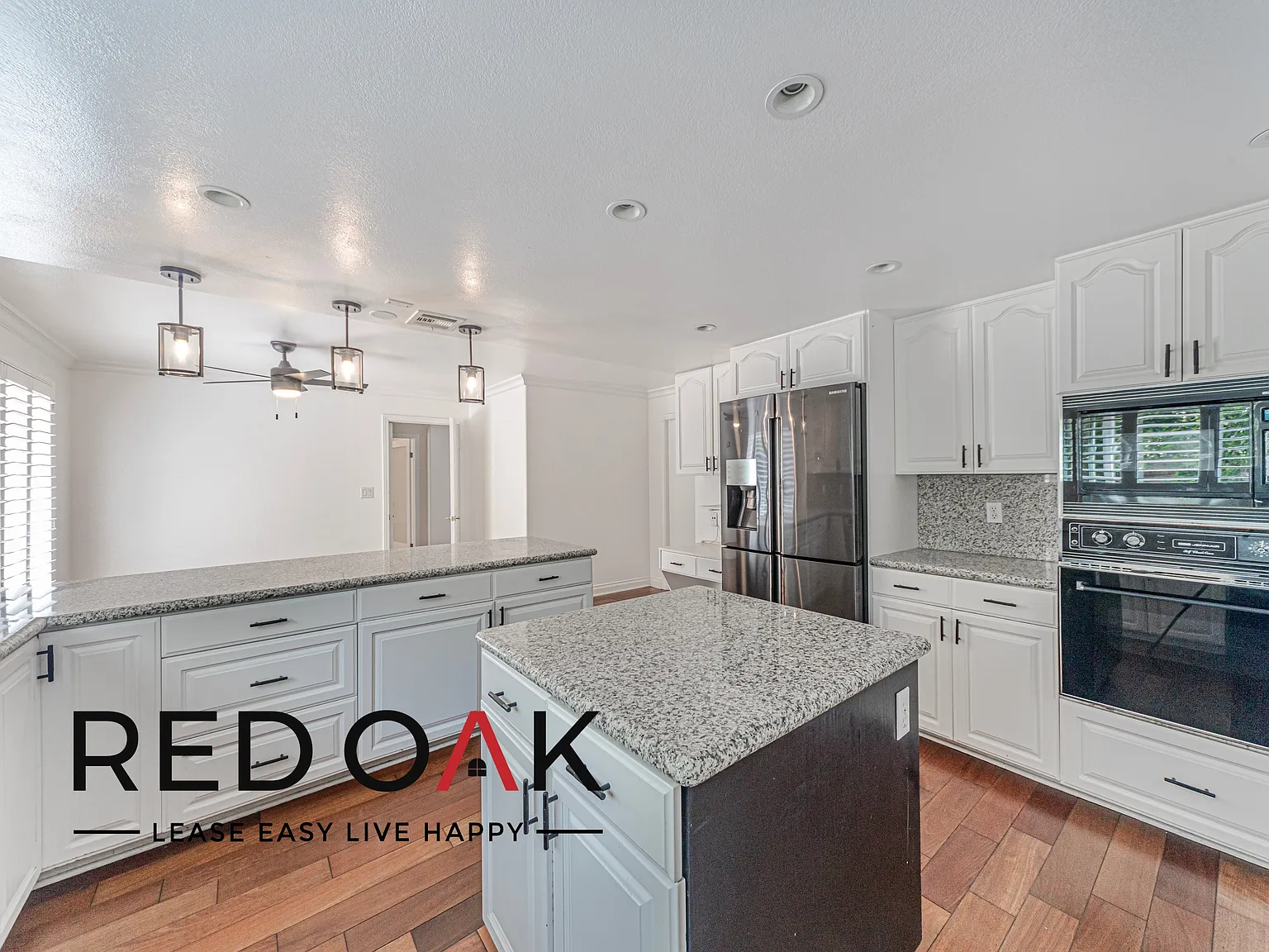 ~1 Month Free!~ Gorgeous Four Bedroom With In-Unit Laundry And Two Parking Spaces ~ In Tarzana Ne... — Photo 1