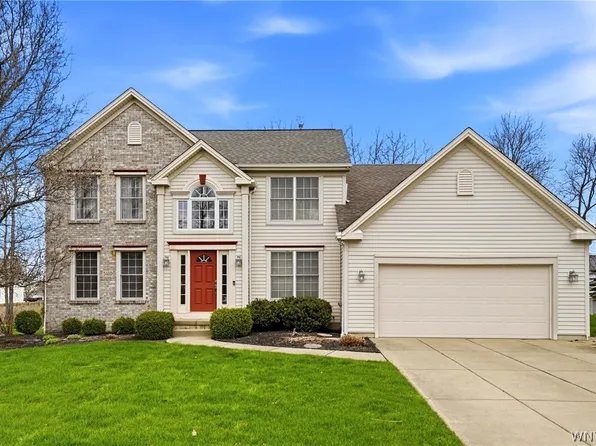 3460 Parkwood Cmn, Hamburg, NY 14075