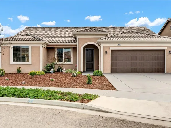 3440 N Atwood Court, Visalia, CA 93291