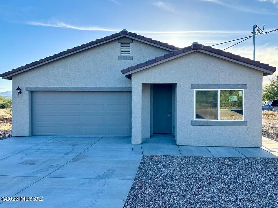 1848 Silver Ct
