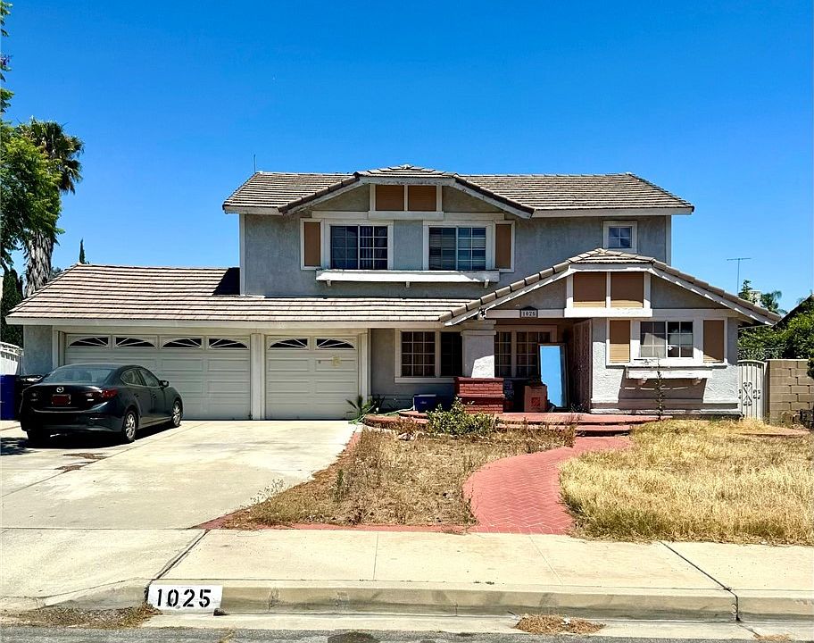 1st image of 1025 N Brierwood Ave