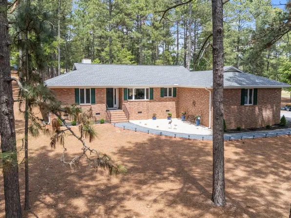 180 Lancashire Lane, West End, NC 27376