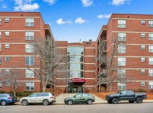 5955 E 10th Ave APT 409, Denver, CO 80220