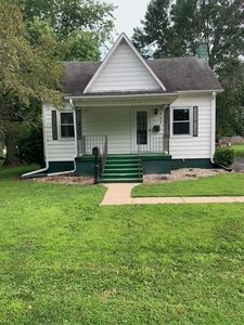 407 E Washington St, Le Roy, IL, 61752