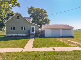 55 Maple St, Saunemin, IL 61769