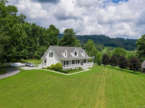 3rd image of 51 Chelsea Nix Ln