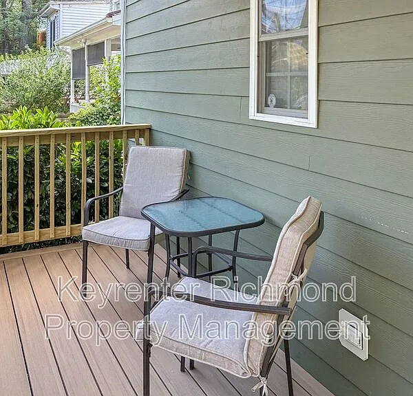615 S Laurel St — Photo 22