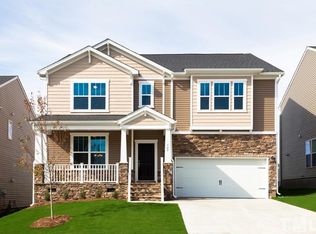 709 Maple Brook Rd, Fuquay Varina, NC 27526