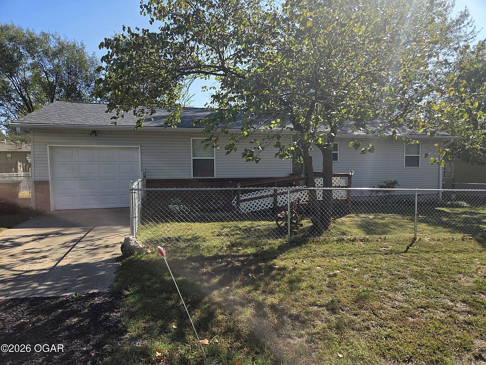 1st image of 803 Dutch St