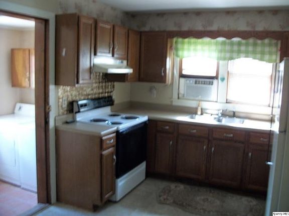 Home for Sale in Quincy, IL $69,000