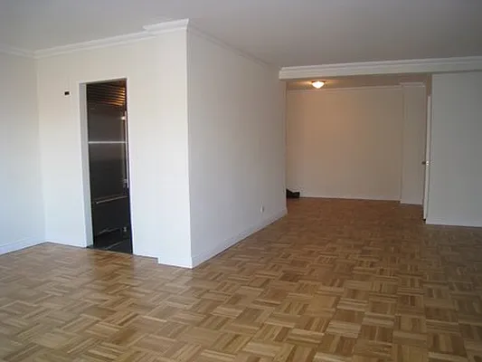 Rented by Miriam Izsak Realty  LLC | media 27