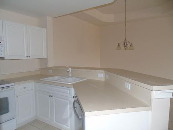 2nd image of 3965 Pomodoro Cir Unit 301